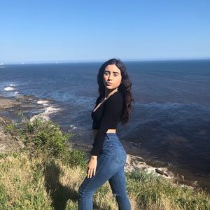 Meet your Posher, Destiny